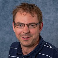 Dr James Walder headshot