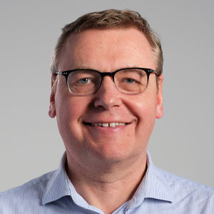 Andrew Wood headshot