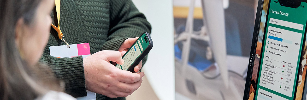 A male Jisc presenter demonstrates attendance monitoring.