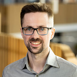 Chris Melia headshot