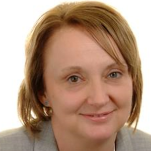 Jayne Davies headshot