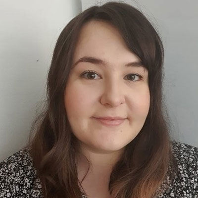 Headshot of Kathryn Woodhead